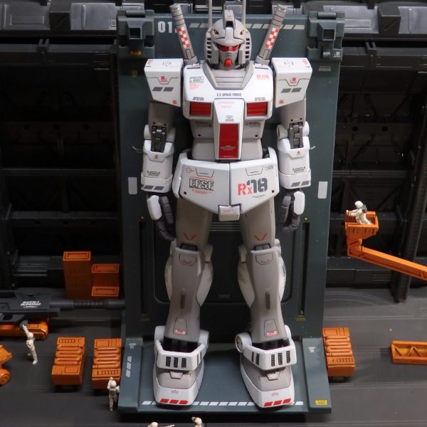 ガンプラ　RG　ガンダム　ver2.0　塗装完成品（ロールアウトカラー） ガンプラ全塗装】俺の《RG RX-78-2 ガンダム Ver.2.0》を皆に見