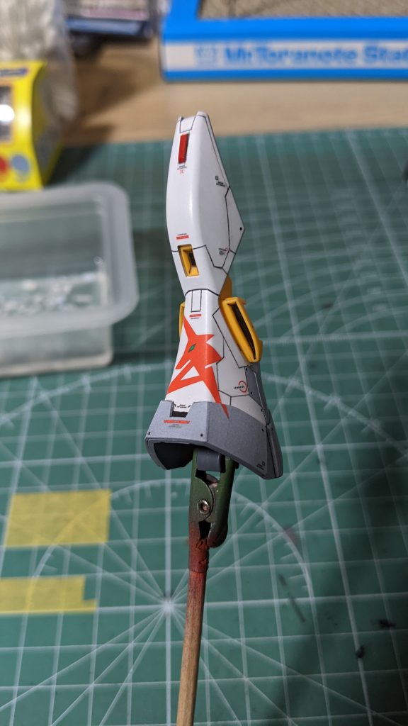 この右足のアムロのパーソナルマークの貼り具合が気に入ってます