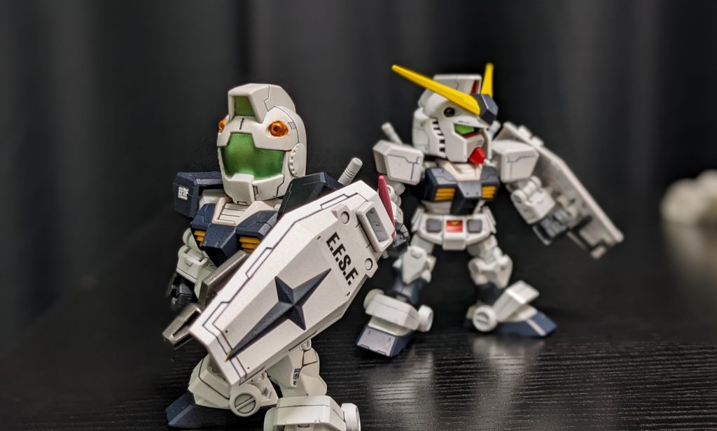 カラーリングを合わせたガンダムとツーショット。あまりシムがガンダムの僚機になることはないで自分の中では夢の競演。