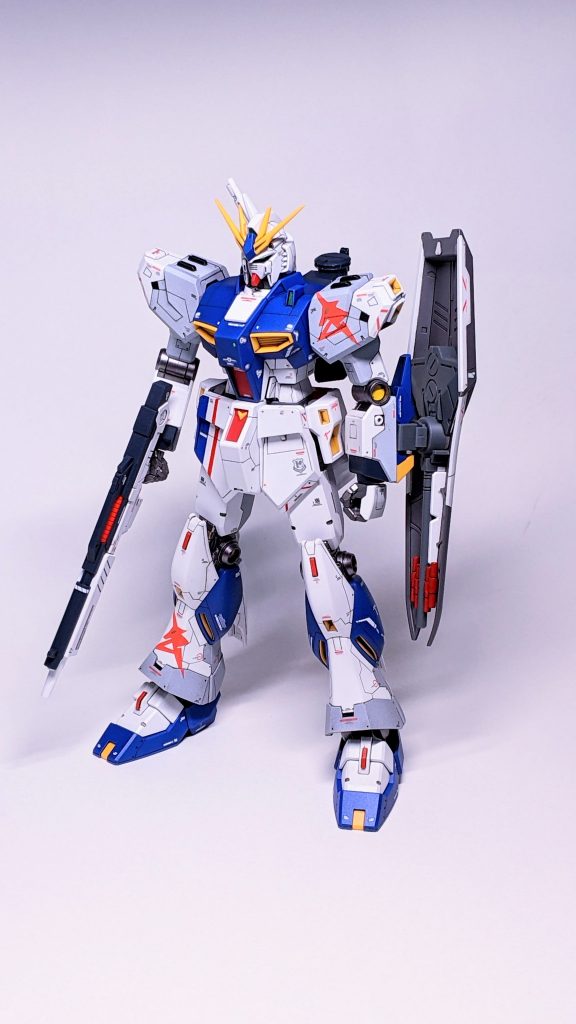 正直なところ作品としての出来には全く満足していません。スジ彫り忘れ、塗装忘れ、デカール崩壊部の妥協 etc…。もう1体同じものを作ってしまおうかと思案してます。