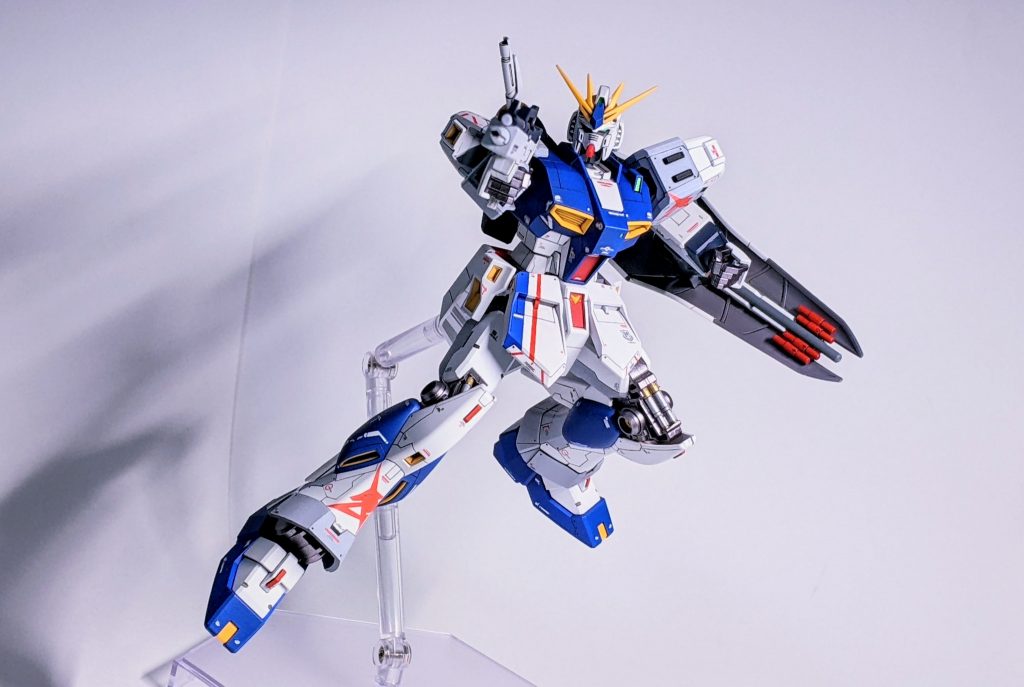 出来には満足してませんが、我ながらこのポーズの決まり具合w　キットのプロポーション自体は完璧と言っていいんじゃないでしょうか？