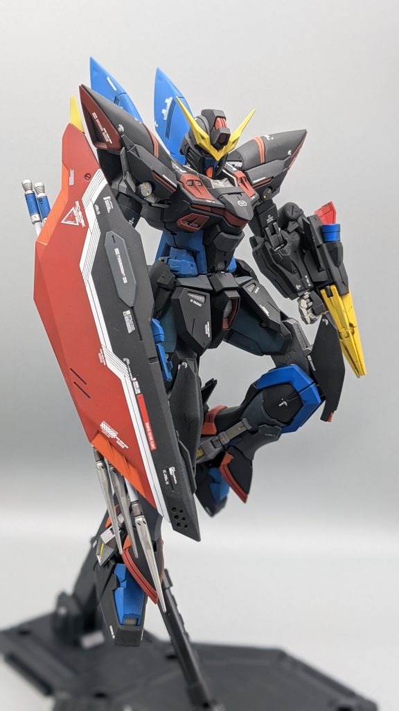 ガンスタへの投稿はかなり久々になりますがMG ブリッツガンダム制作しました作りはインスト通り改造は行わず、基本処理のみです