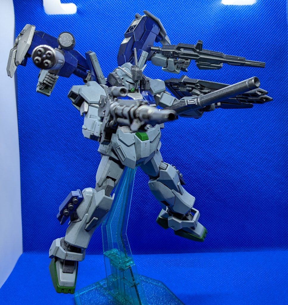 フルバースト？っぽい感じ。4丁持ちはロマン