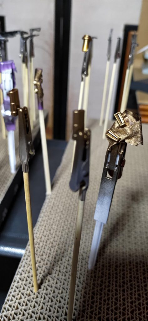 Hi-νガンダム–3枚目/制作者：ぶった文鳥