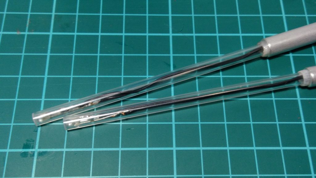 砲身はアルミとABSのパイプ材から製作。LEDを仕込んでいます。