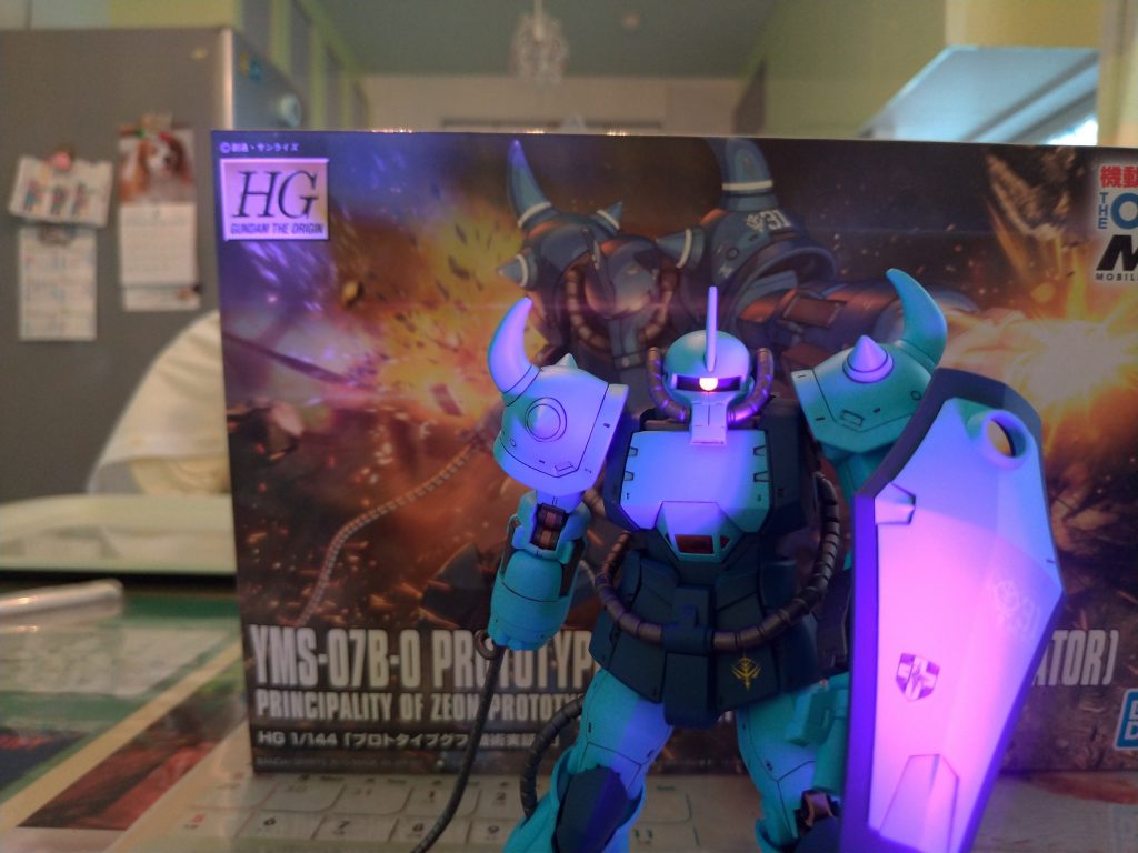 ネットを参考にUVライトで発光するピコーンシステムに初挑戦！！上手く出来ました(^^)