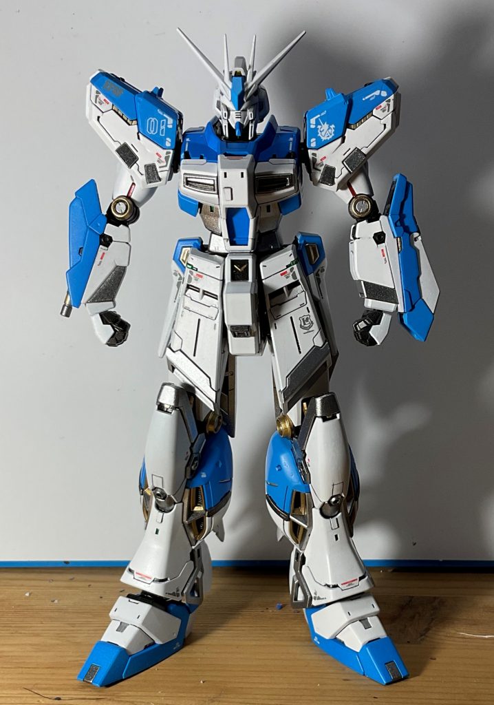 バックパック、武装類を取り付ける前青が好みの発色となりました♪