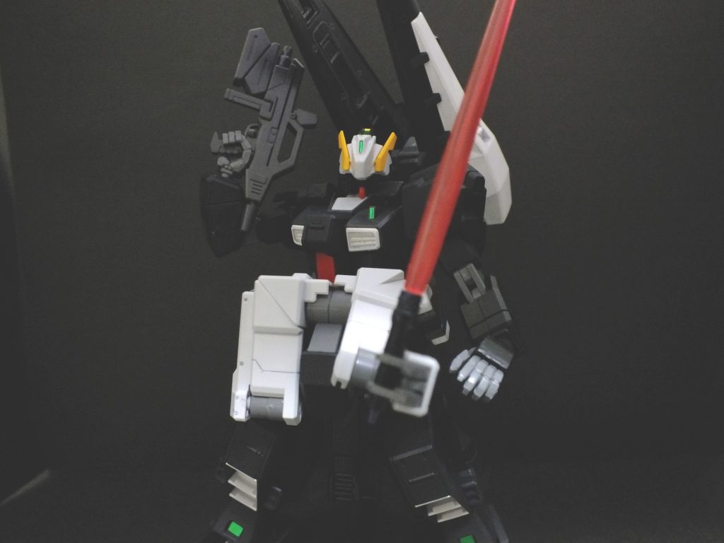 アドバンスド・ヘイズル サーベル構え