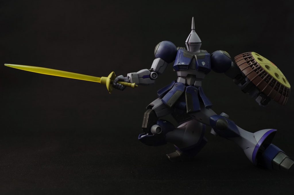 ギャン盾が重くてポージングが難しかったです。最後までご覧いただきありがとうございました！