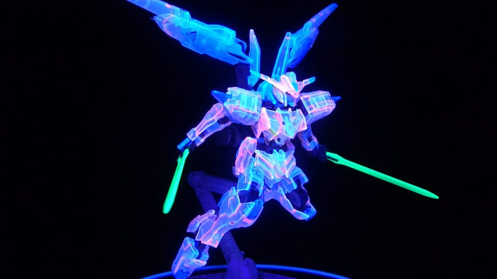 HG ガンダムバエル(クリアカラー)–2枚目/制作者：セリカ3