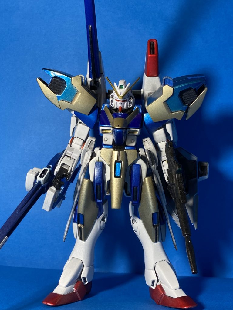 全身。元のV2アサルトのメタリック調の塗装にあわせてバスター部分も同じような質感で塗装しました。