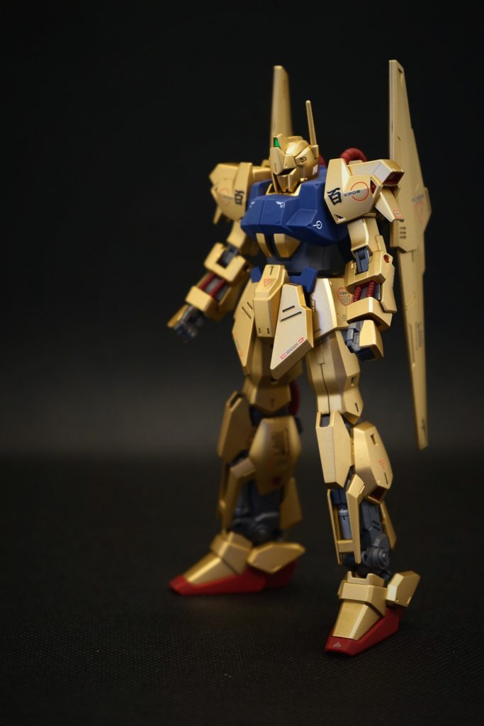 センサー部には、レジン液を使用しています。とても綺麗に仕上がるので楽しいですね。