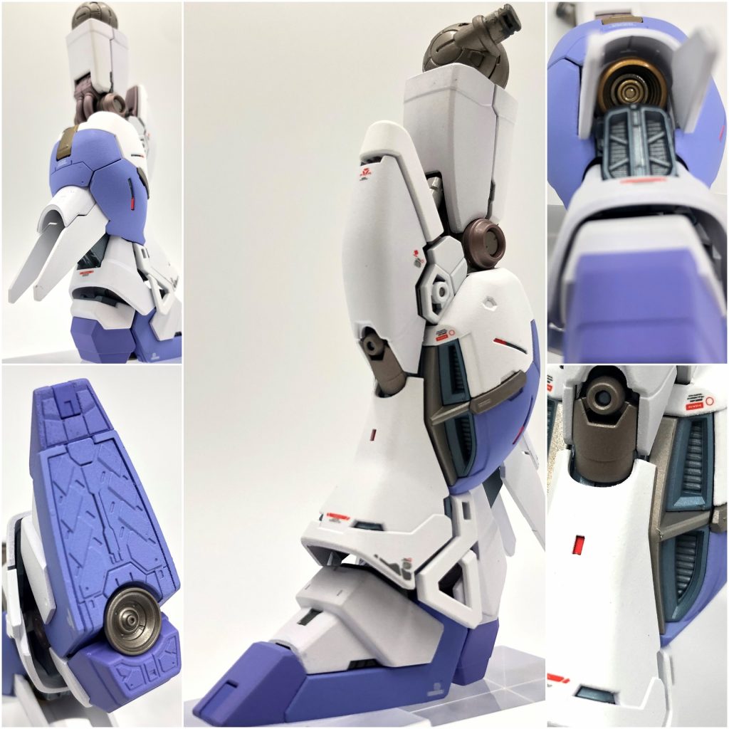 ふくらはぎは、青と白が上下逆にして、HJ版を再現しました。また、シルバーの装甲部分は、白で統一しています。脛のダクトのパーツ分けは本当に感動します。