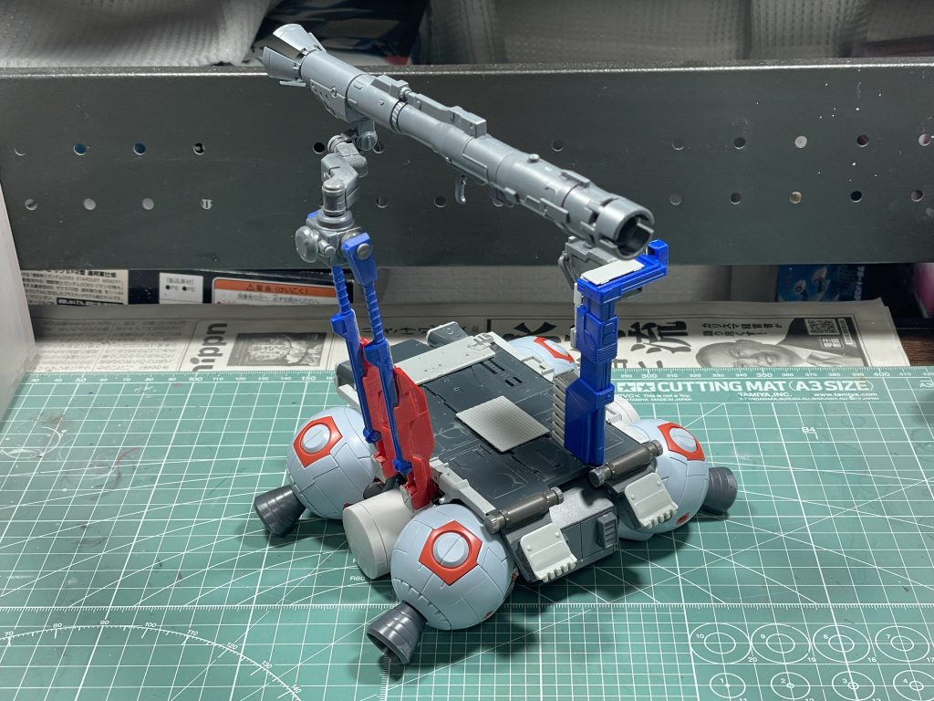 ミキシングプロセス①HGUCのGP02ビームバズーカ、HGUCボール、メガバズーカランチャー、ベースジャバーなどの組み合わせです。