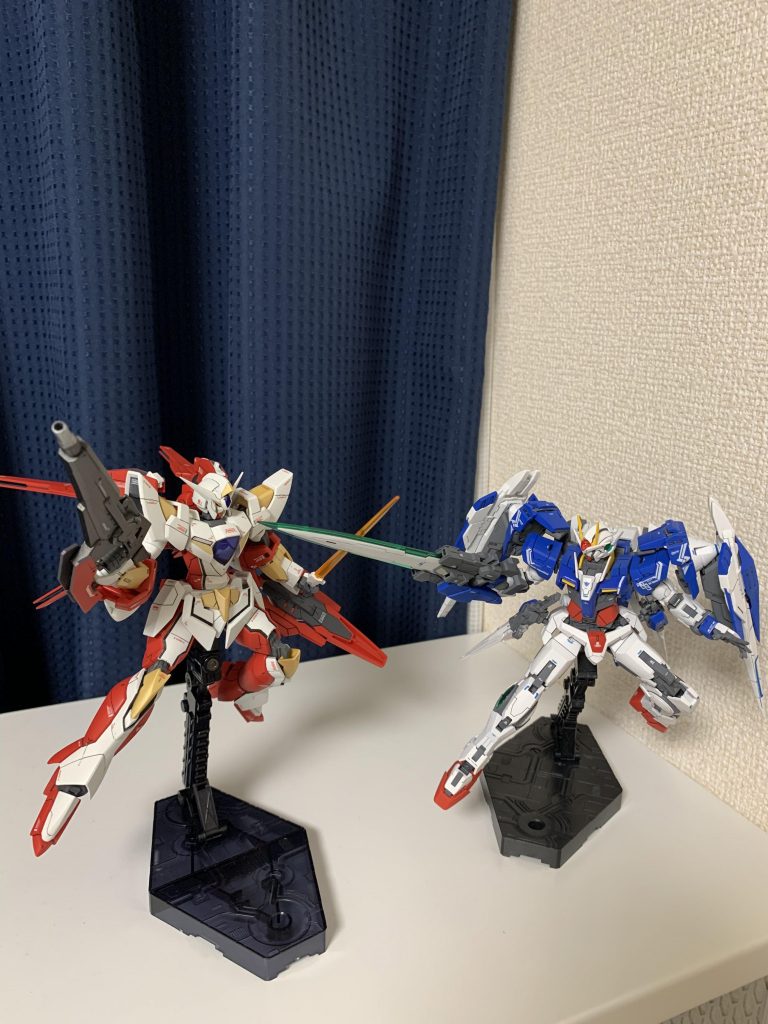 RGダブルオーライザーと。並べても違和感ないです。