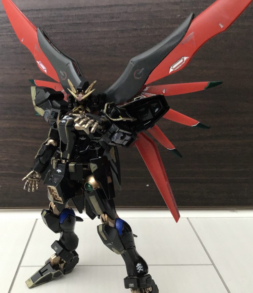 飛翔滑走翼展開デスティニーガンダムのウイングバインダーがガウェイン(KMF)のフロートユニットの雰囲気を出してたので移植してみたらいい感じになりましたゼハート様、やりましたな！！(突然のガンダムAGEネタ)