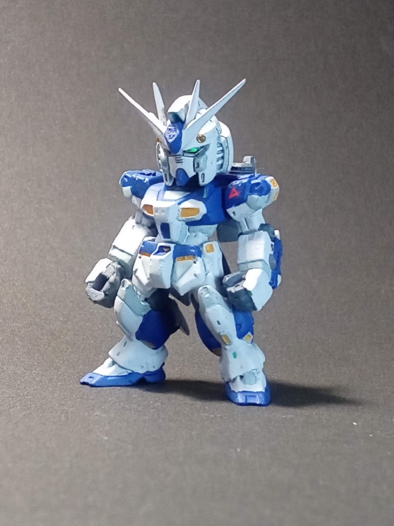 ガンダムコンバージ・νガンダム（Hi-νカラーver.)–2枚目/制作者：マッドさん