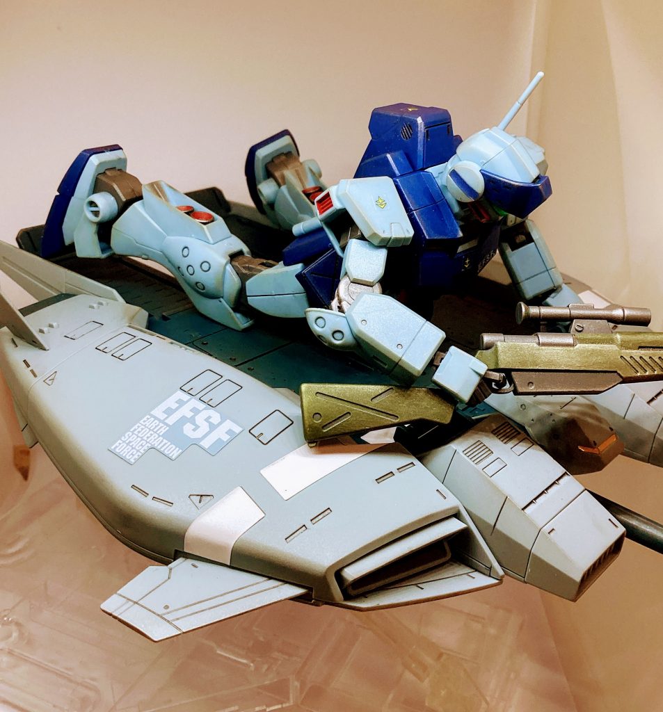 我が家で一番似合いそうだったジムさんに乗ってもらいました。