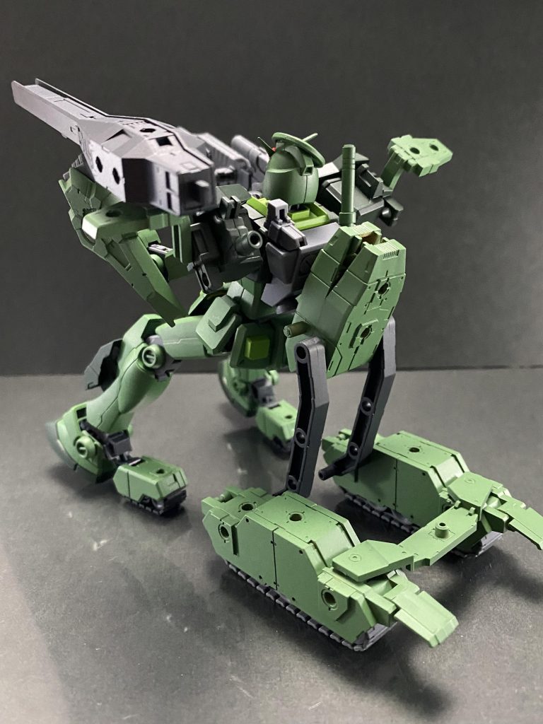 SAL地上機動タイプ荒地や砂地などをはじめ、地上での機動力を強化する形態。