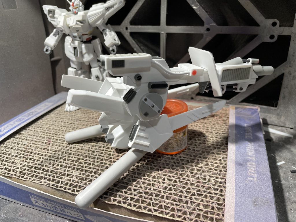バックパックと大型ビーム砲だけでもかなりの存在感となりました!