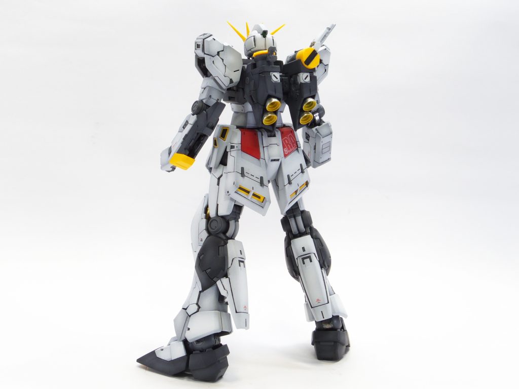 RG νガンダム–4枚目/制作者：guplafactory