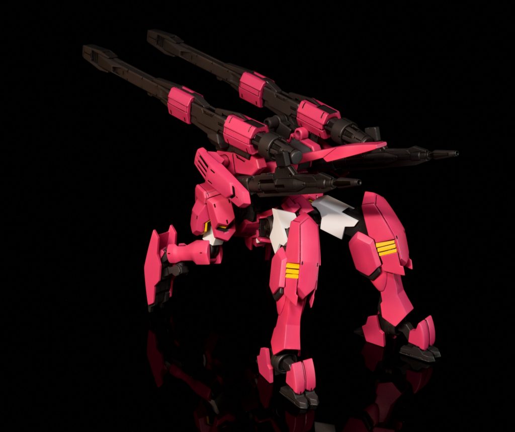 ○砲撃モードプロポーション変更により全体のバランスが変わりましたが、調整により問題なく変形させることができました。