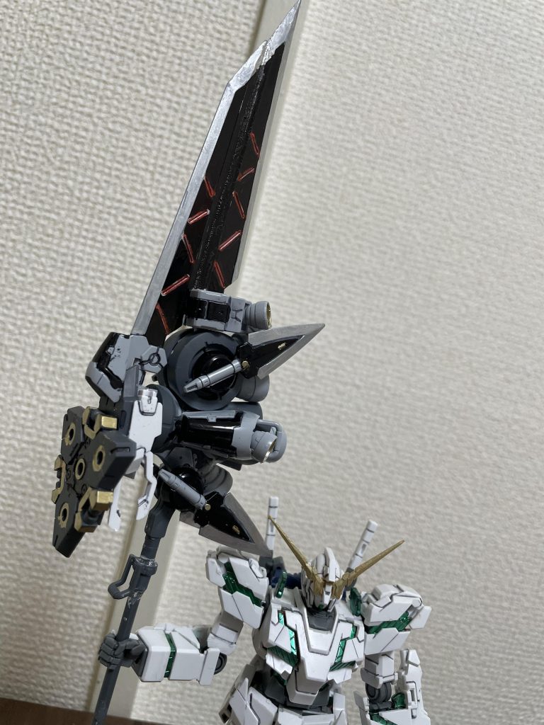 横からの図！ゴテゴテしくしたいと盛っていたらこうなってました！