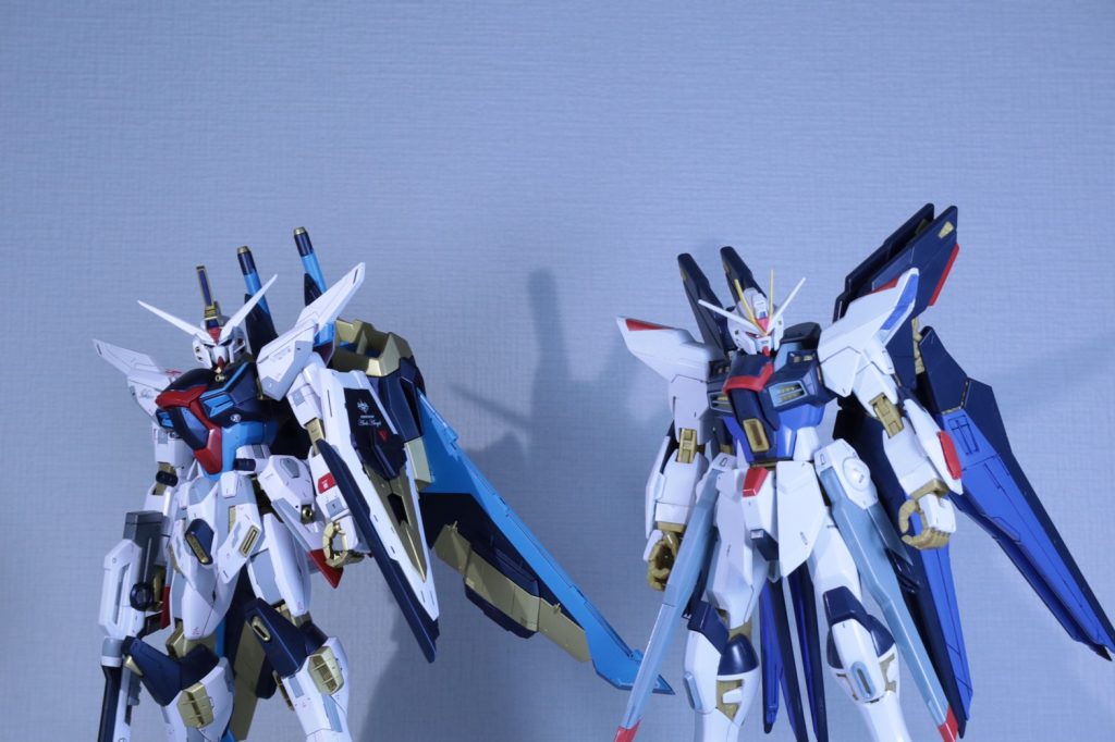 ストライクフリーダムガンダムと比較して。