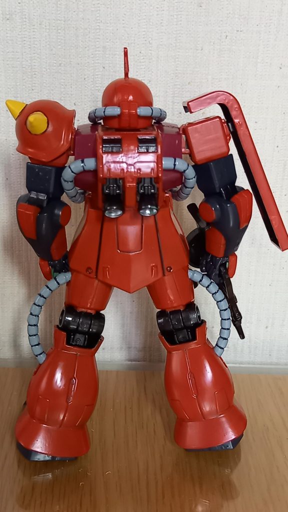 こうして、いろいろなバリエーションを作るうちに、やはりジオンの主役MSはザクだよなと改めて勝手に解釈する私です☺️