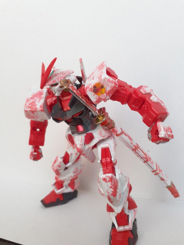 このままもいいけど、返り血の方も、またいい感じですね。