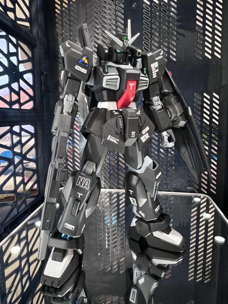 ロンドベル治安維持遊撃部隊特殊戦略作戦室機動６課所属ガンダムMKⅡ ６号機という妄想であります✨