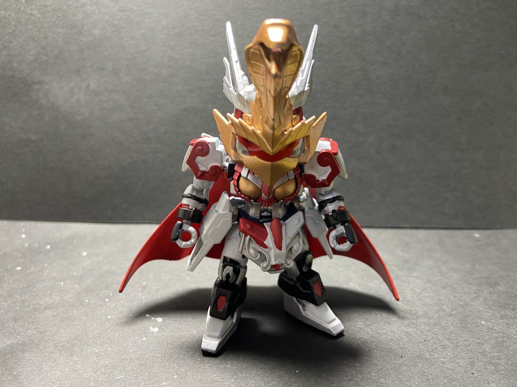 「私はかつて、悪の女王として罪を重ねてきた…」マスクとマントを装着して、サラッとですが悪の女王の形態も。