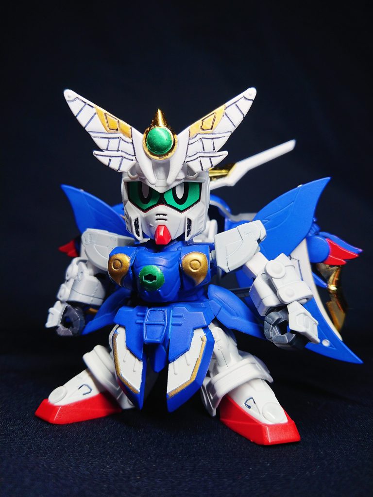 まずは軽装形態から。制作開始当初はバランス重視で制作する予定だったため、軽装と飛行形態はオミットする予定でした。十分バランスよく形になったかと思います。