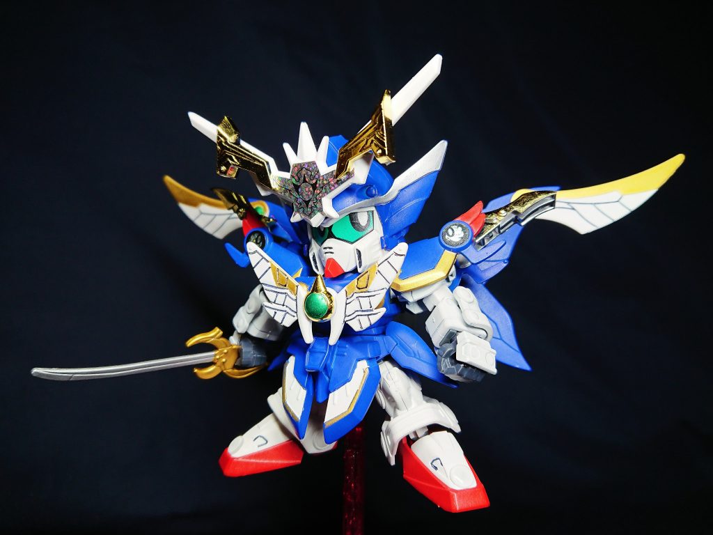 剣聖副将軍 烈空の息子。使命感が強く、曲がったことが嫌い。修行の途中で天空武人の使いとして認められた。