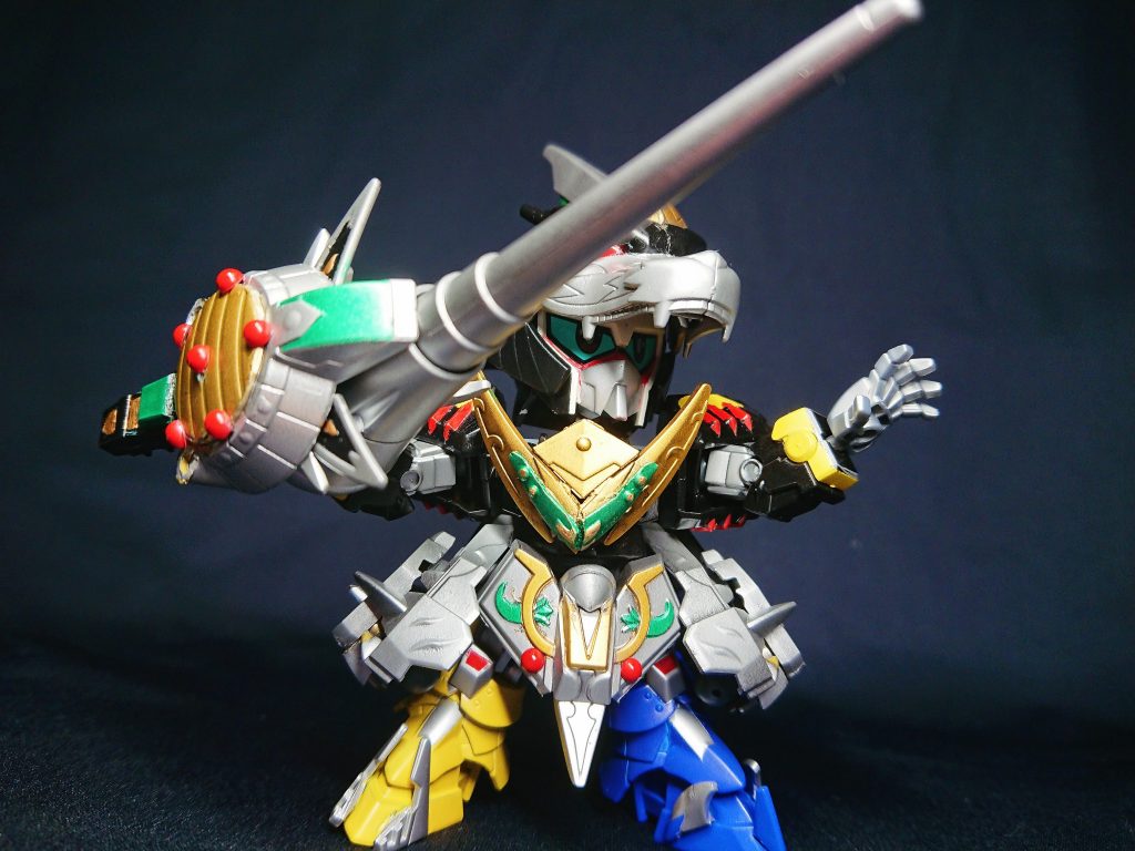 騎士から剣闘士姿になり機動力アップ。剣闘士なのに槍ですが、どうやら槍持ちもいたみたい。名前のグラディアはグラディエーター(剣闘士)のイタリア語となり、カヴァリエ同様にコロッセオ=ローマのイメージからとりました。