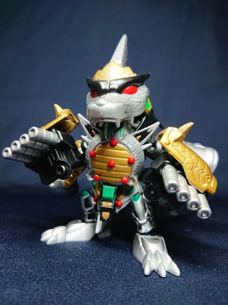 ガンドランド大陸の原生獣の末裔。言葉を理解し意志疎通はできるらしく、ディノカヴァリエとは兄弟のように育った。ウォーリアワールド製の黒い鎧がお気に入り。