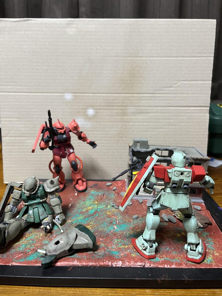 初ジオラマ　破壊されたザクを作りたかっただけ–3枚目/制作者：ガナリ