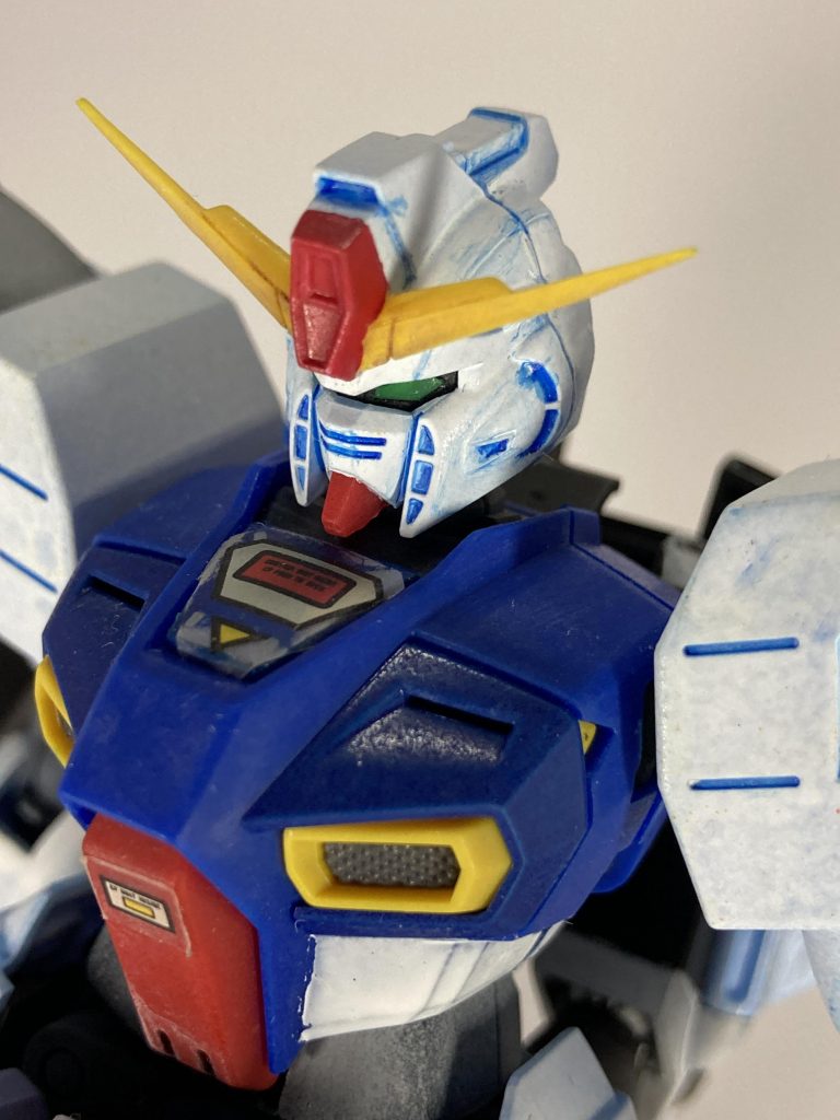 つやを出すか消すかでかなり悩みましたが、引き締めのつや消しを選択しました。