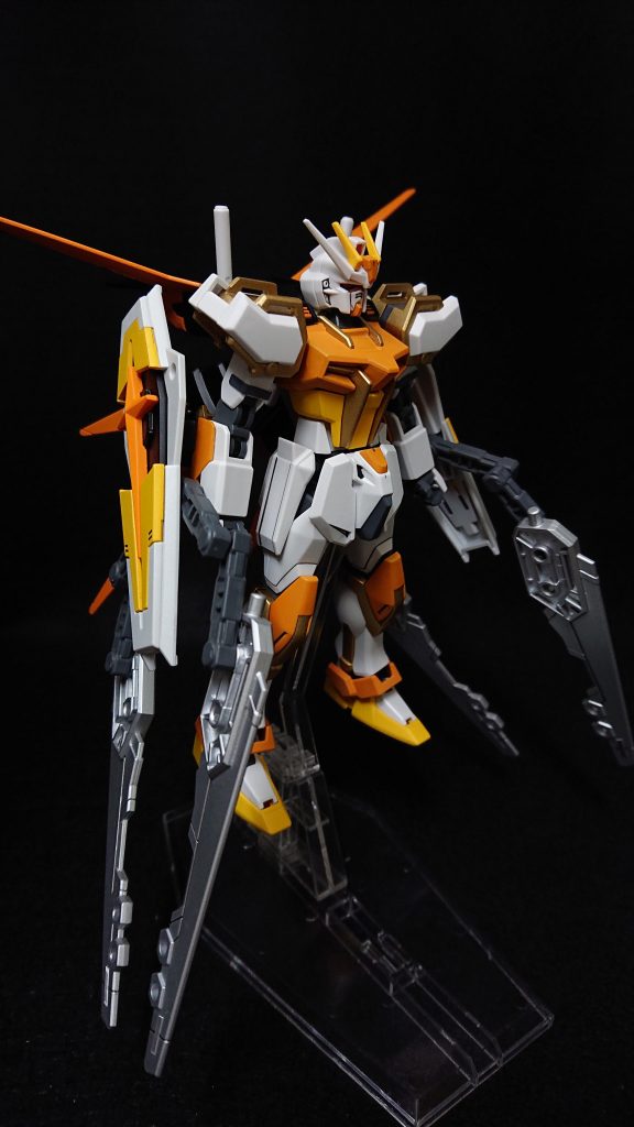 ミキシングで使用したパーツ頭部 :ストライクガンダムボディ :ストライクガンダム腰部 :ストライクガンダム肩 :ストライクガンダム腕部 :ストライクガンダム脚部 :ストライクガンダムバックパック:エールストライクガンダム武装 :インパルスのシールド×2 バトルアームアームズのスタビライザー×4