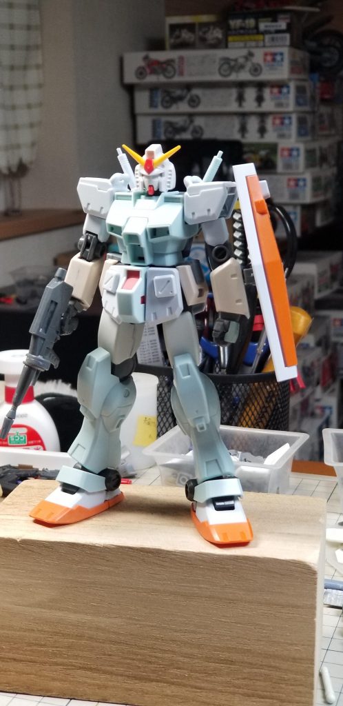 基本的に0083のカトキデザインのジム系からの流用です。