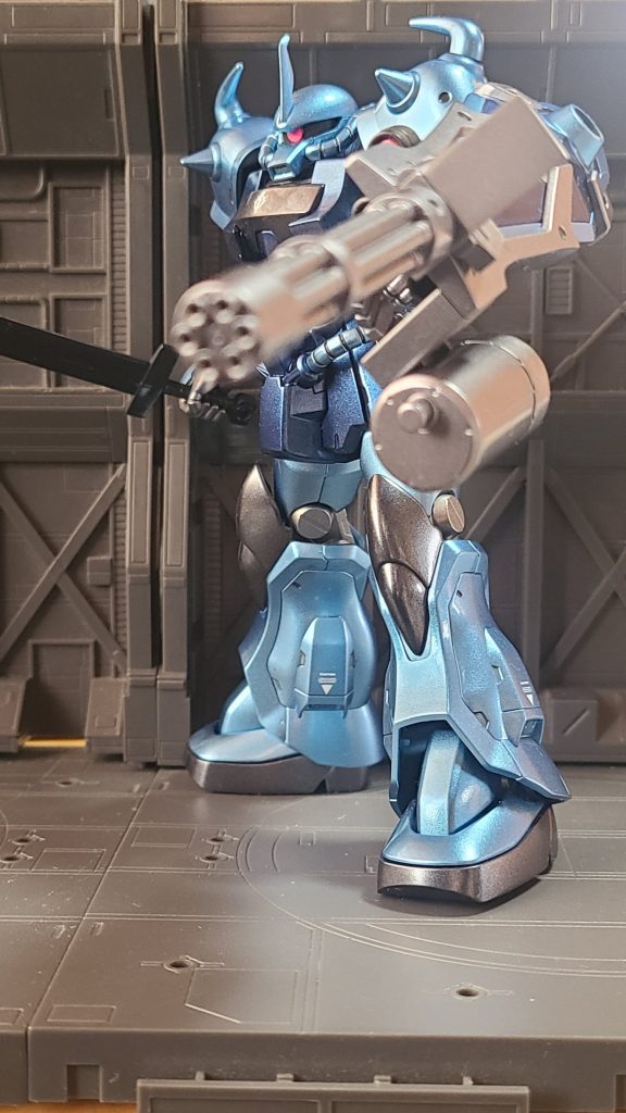 あまり実戦向きとは思えませんが、格好良さは抜群です！