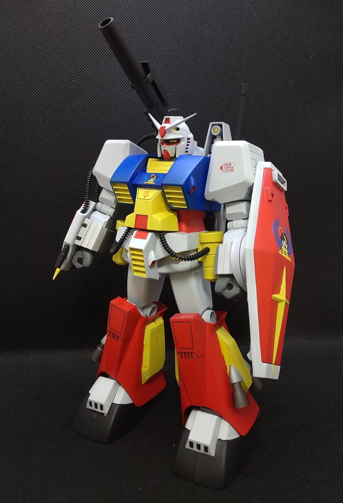 いくつかのデカールで失敗したものの、狂四郎デカールはキチンと貼れたのは良かったです。