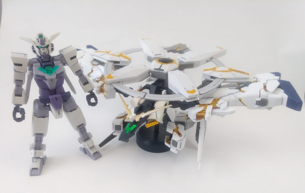 アーマー装着前コアガンダムはG-3カラーを使用、部分塗装とツヤ消しトップコートの簡単仕上げです。