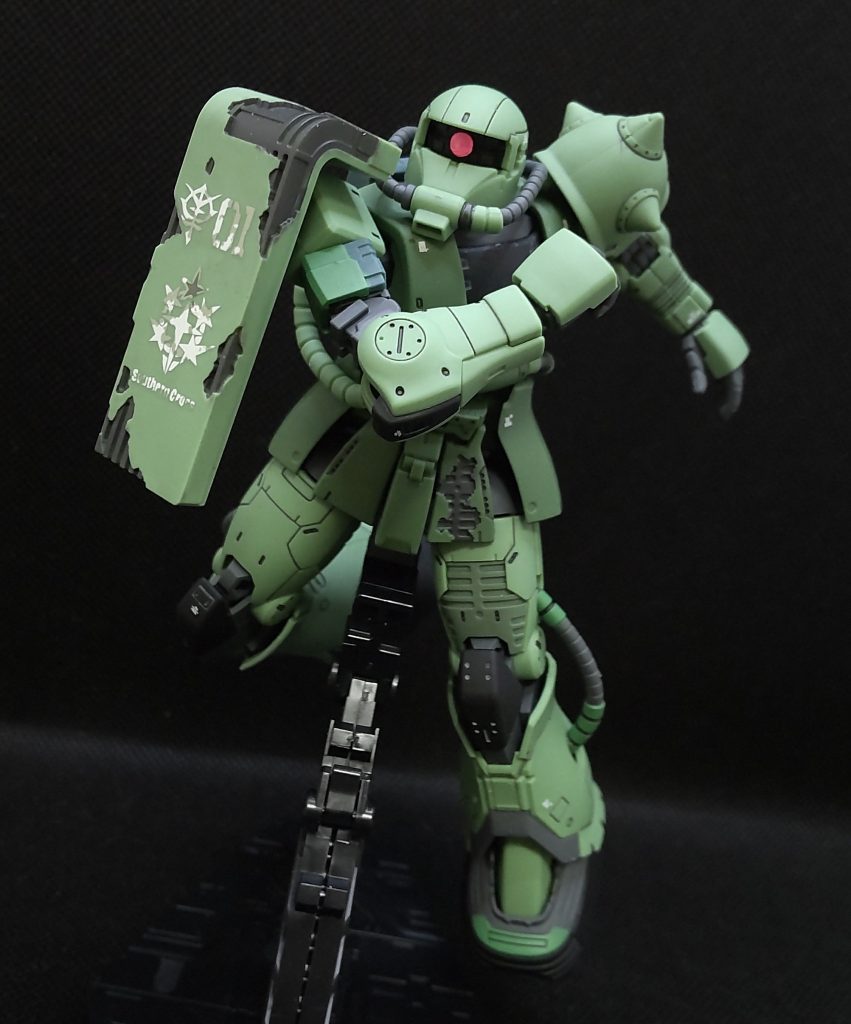エナメルで墨入れしたあと、デカール貼り付け。乾燥後につや消し吹いて完成…って具合です。アニメ版のテイストが良いなと思ったのであえて汚しは入れませんでした。