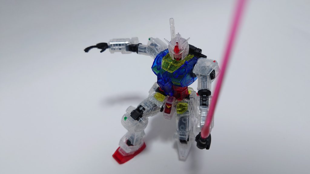 立て膝はギリギリです。右も平手が付属してるのが良いですね。