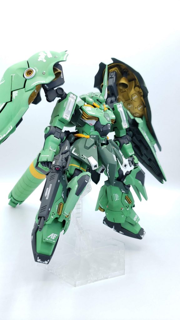 メッサーとクシャトリヤリペアードのミキシング😊バインダーにミノフスキーフライトを内蔵し大気圏内でも単体飛行可能に!ファンネルミサイルでオールレンジ攻撃!!