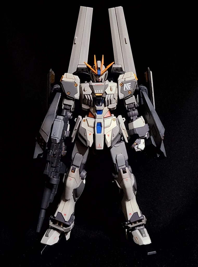 今回はなるべくクリーンに、汚しやダメージ表現は控えてみました。このバランス、気に入ってます。