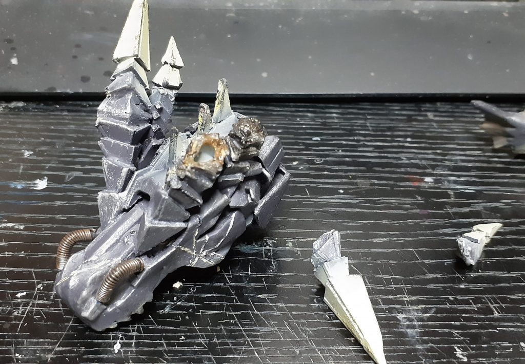 片角は一旦炙って切り落とし、そこから増設してます。