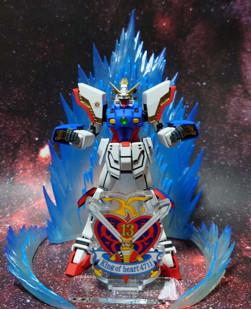 “俺のこの手が光って唸る!お前を倒せと輝き叫ぶ!”