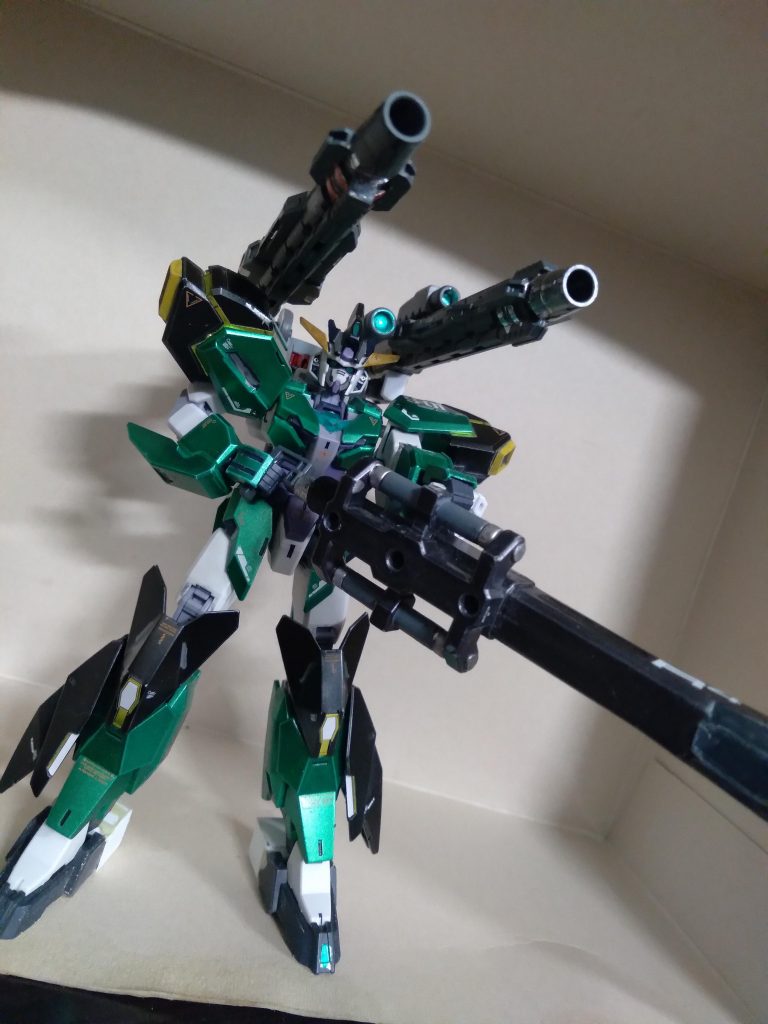 Added vents in the shoulders help disperse excess heat built up. Extra sensors are added to the plasma cannons and on the feet for better accuracy.